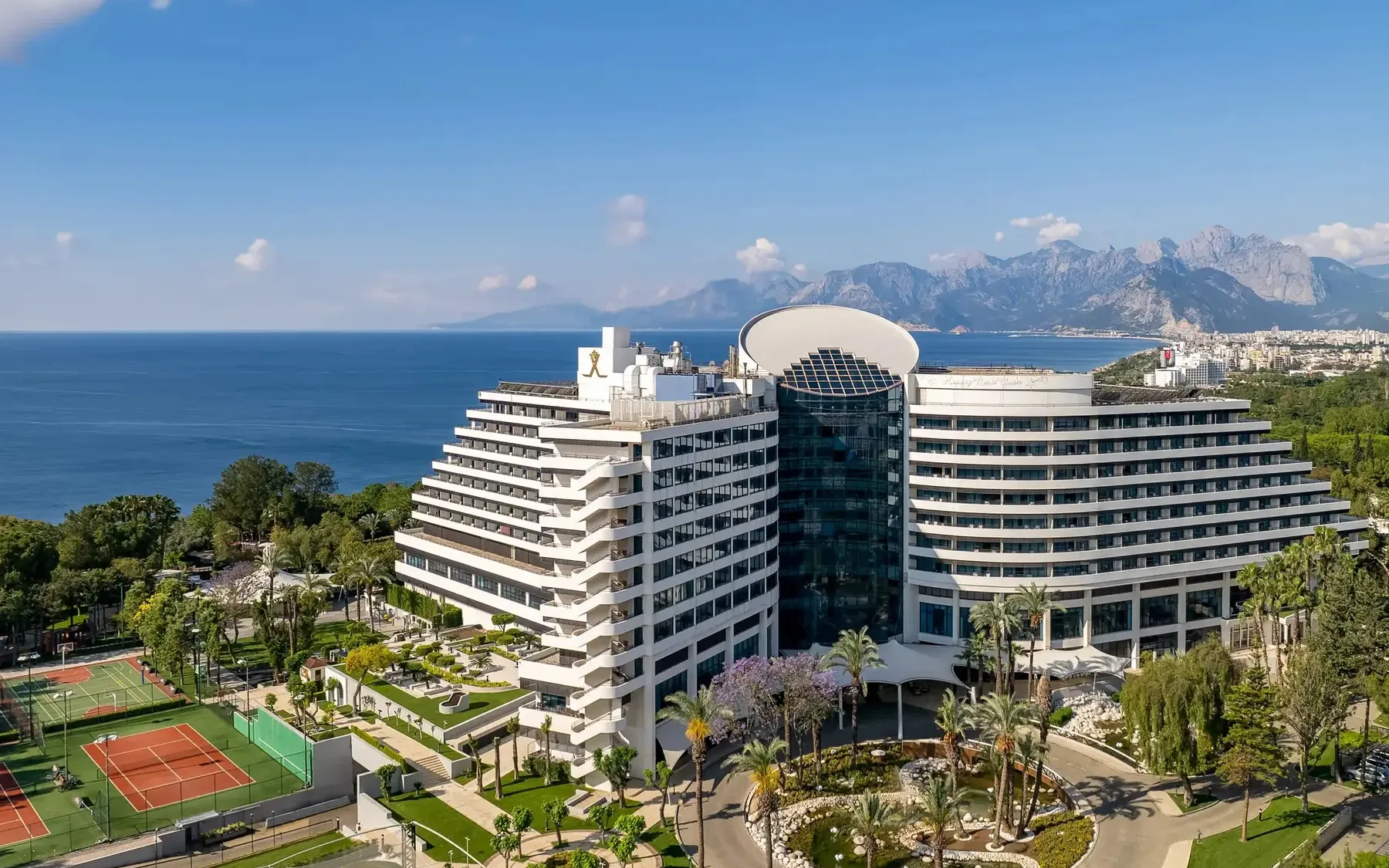 Rixos Downtown Antalya - The Land of Legends Access otel görünümü